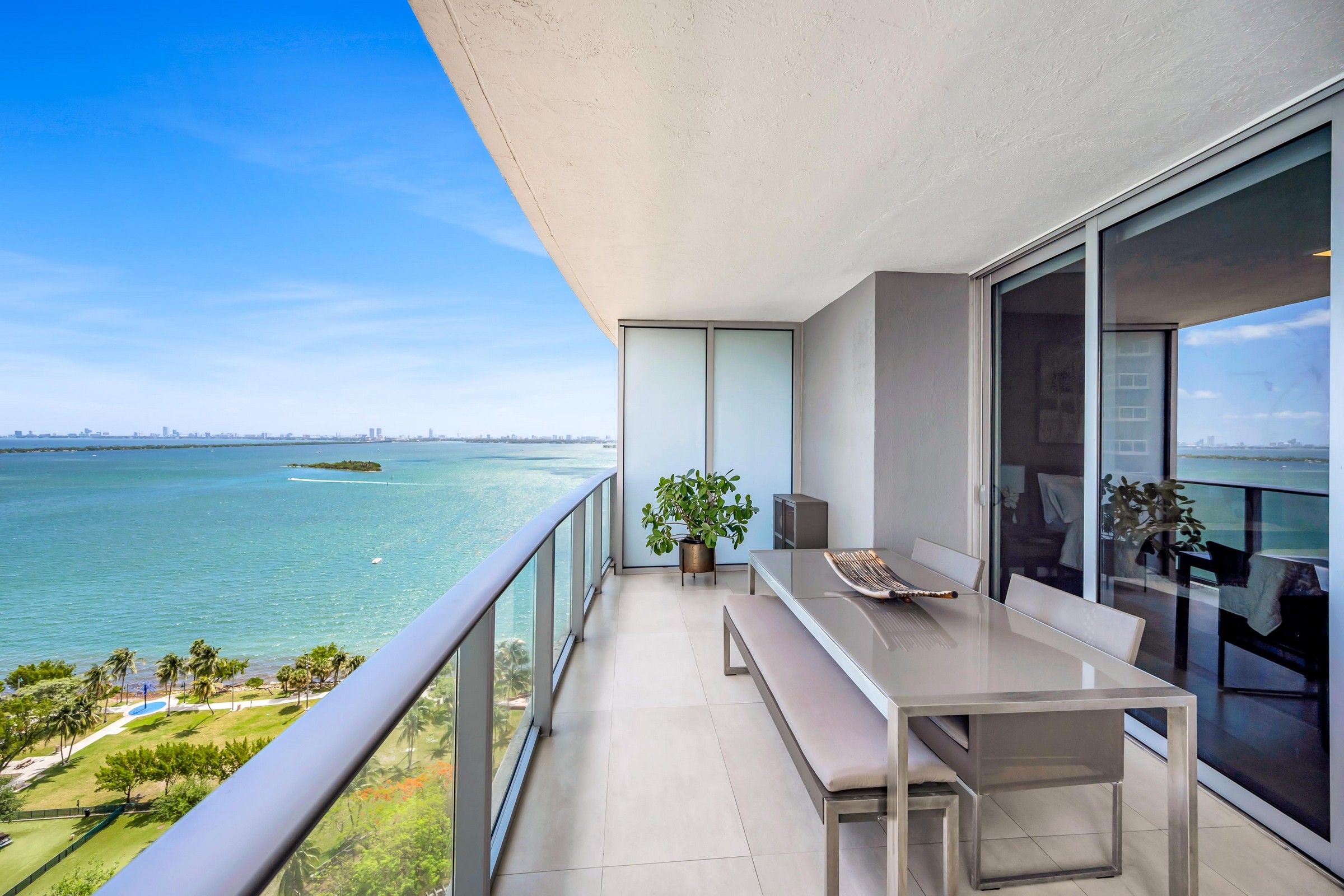 488 NE 18th St, Miami, FL, 33132 - 物件實景
