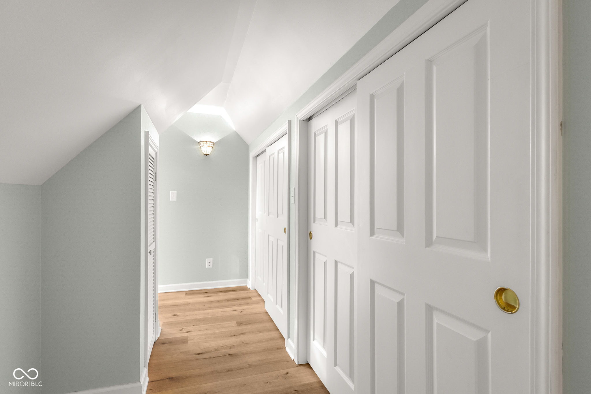 Columbus, Indiana, 47201, United States, 5 Bedrooms Bedrooms, ,6 BathroomsBathrooms,Residential,For Sale,1982008