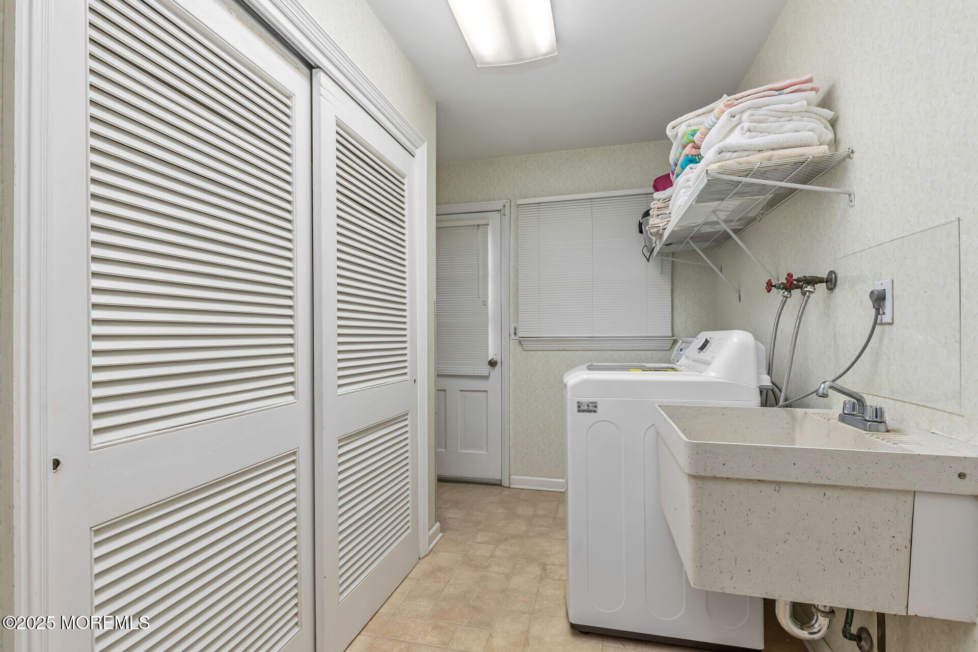 Toms River, New Jersey, 08753, United States, 6 Bedrooms Bedrooms, ,5 BathroomsBathrooms,Residential,For Sale,1984343