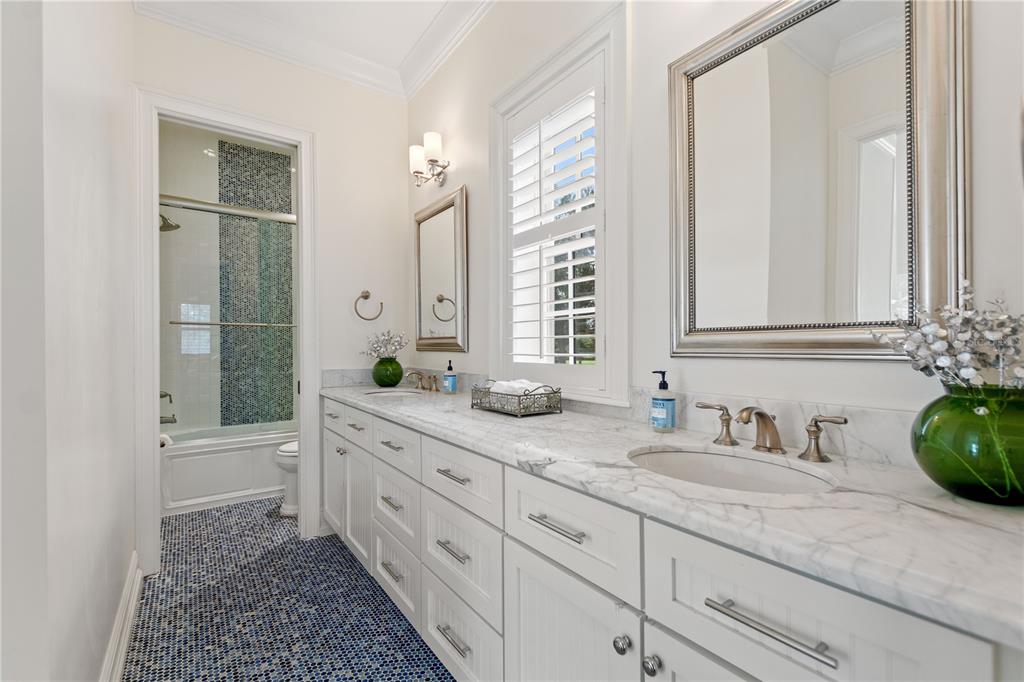 3018 Kingfisher Point, Oviedo, Florida, 32766, United States, 8 Bedrooms Bedrooms, ,11 BathroomsBathrooms,Residential,For Sale,3018 Kingfisher Point,1422841