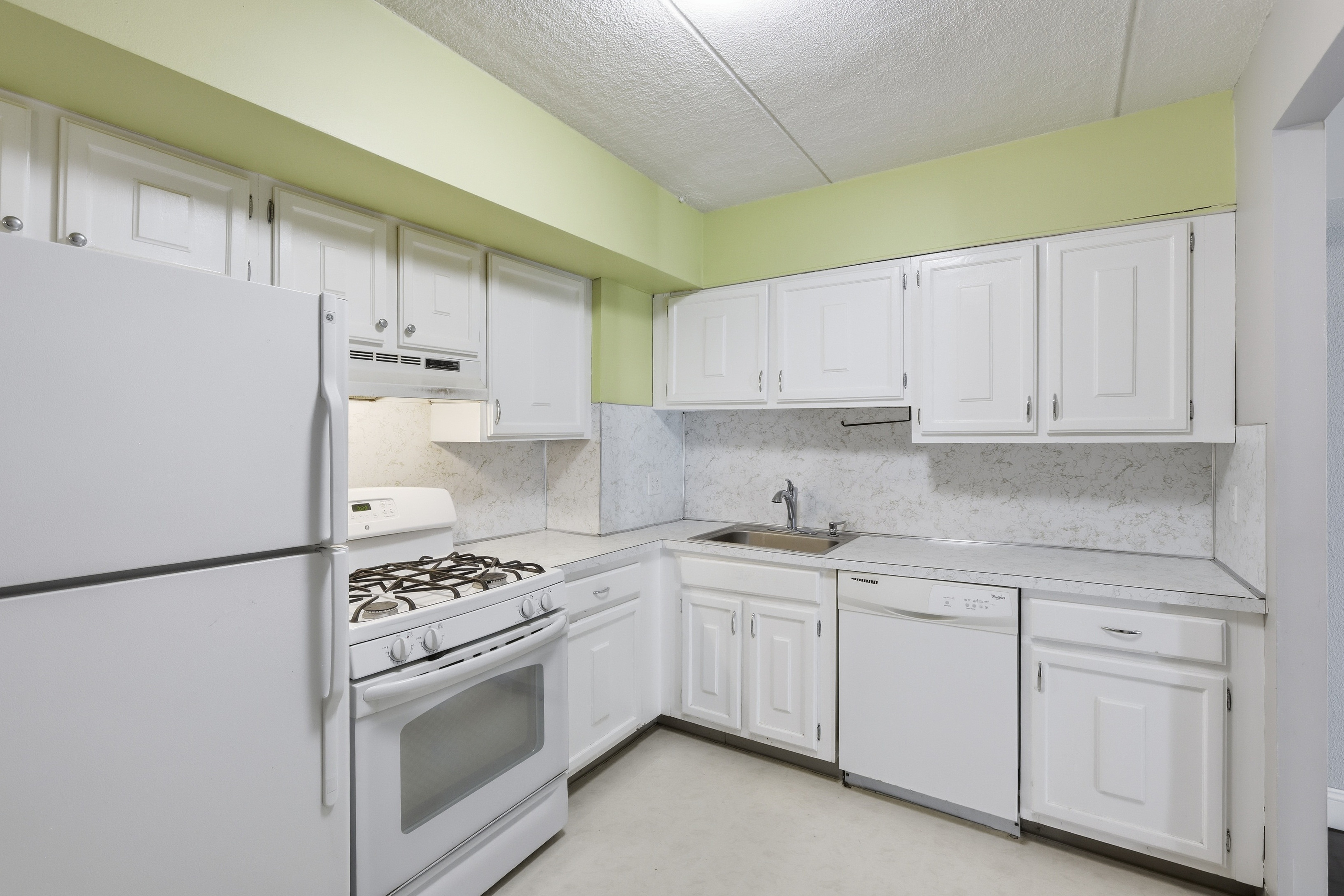  1500 Worcester Road, Framingham, MA 01702 - 物件實景