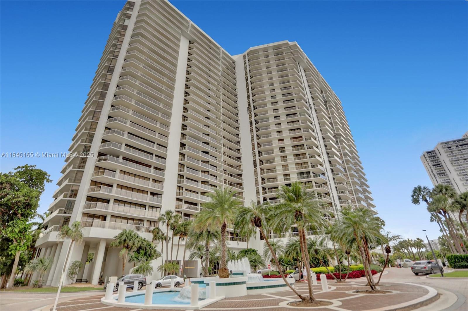 Aventura, Florida, 33180, United States, 2 Bedrooms Bedrooms, ,2 BathroomsBathrooms,Residential,For Sale,1897536
