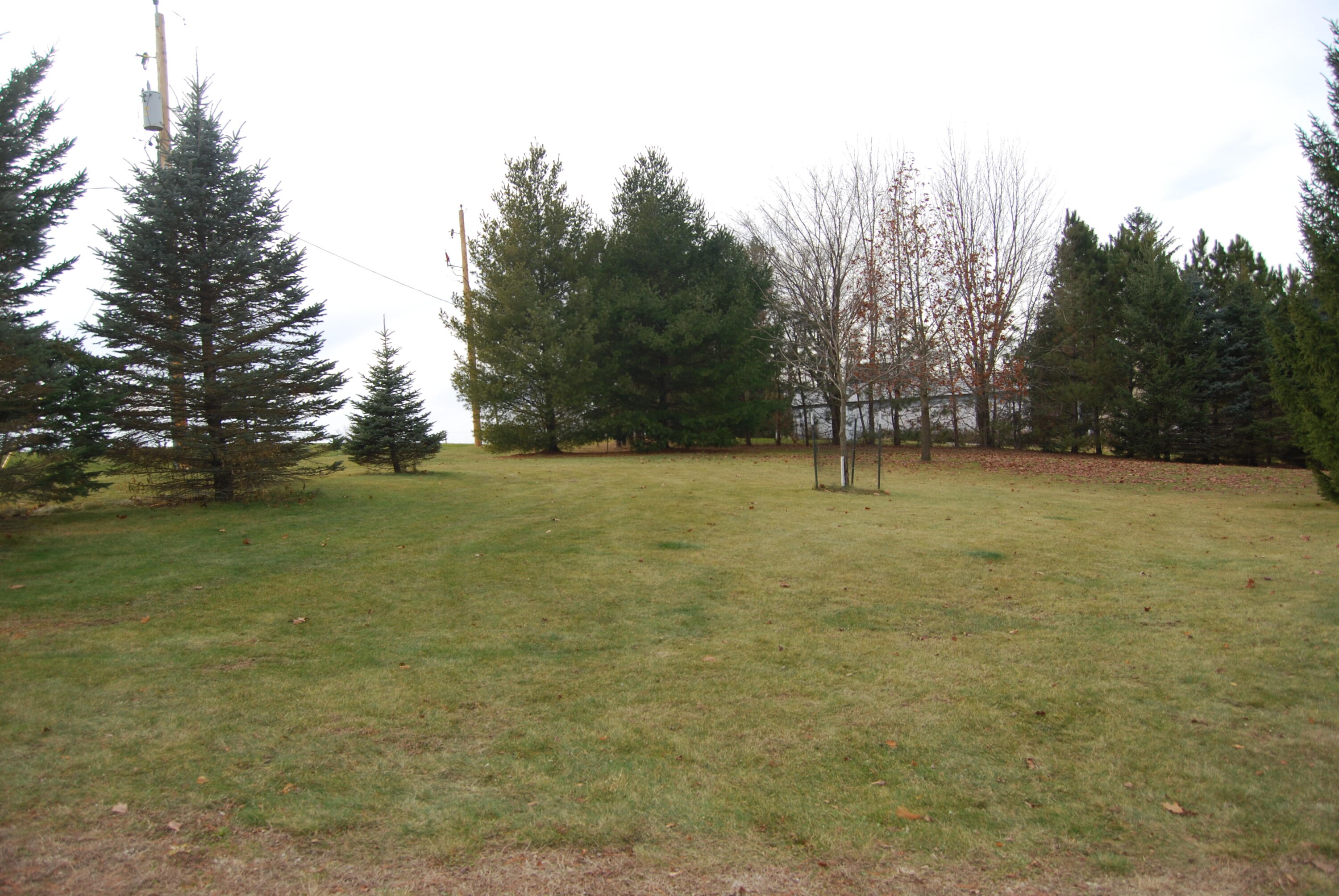 Wayne, Wisconsin, 53002, United States, 3 Bedrooms Bedrooms, ,2 BathroomsBathrooms,Residential,For Sale,2000688