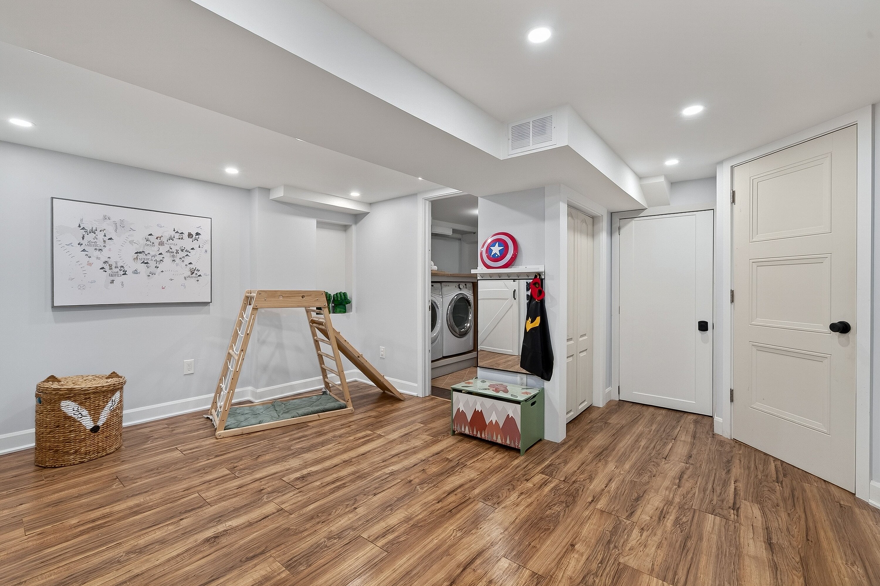  Semi-Detached 2 Storey Home - 物件實景