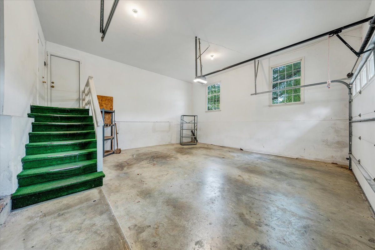 Roanoke, Virginia, 24015, United States, 5 Bedrooms Bedrooms, ,3 BathroomsBathrooms,Residential,For Sale,2043623