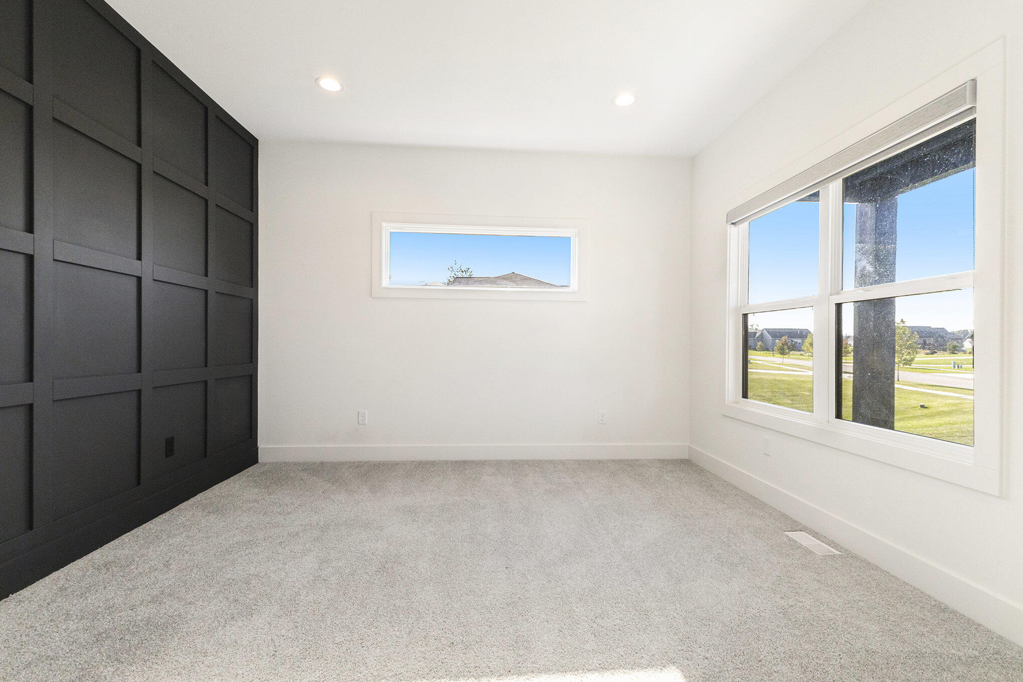 Allendale, Michigan, 49401, United States, 5 Bedrooms Bedrooms, ,4 BathroomsBathrooms,Residential,For Sale,1960697