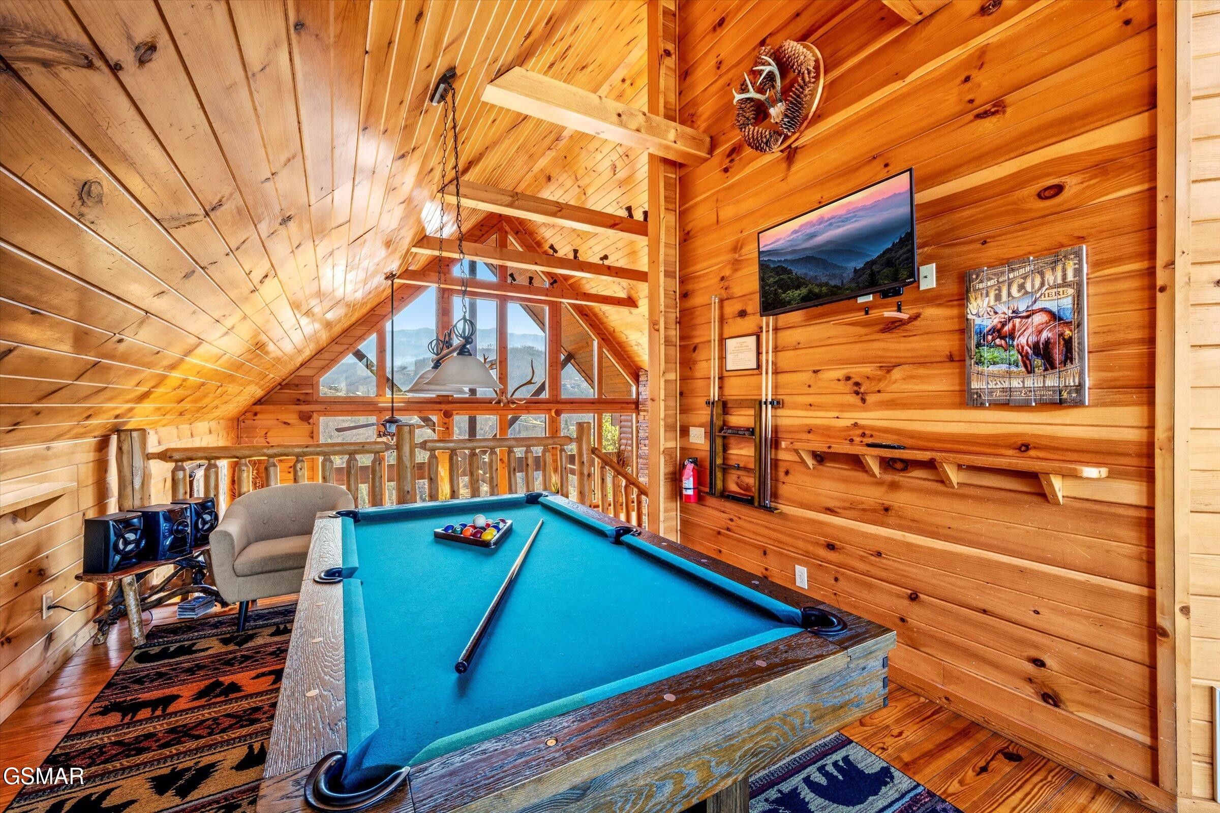 Gatlinburg, Tennessee, 37738, United States, 4 Bedrooms Bedrooms, ,5 BathroomsBathrooms,Residential,For Sale,1914228