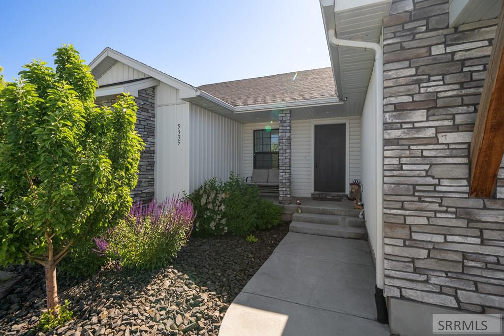 IDAHO FALLS, Idaho, 83402, United States, 6 Bedrooms Bedrooms, ,3 BathroomsBathrooms,Residential,For Sale,1980843