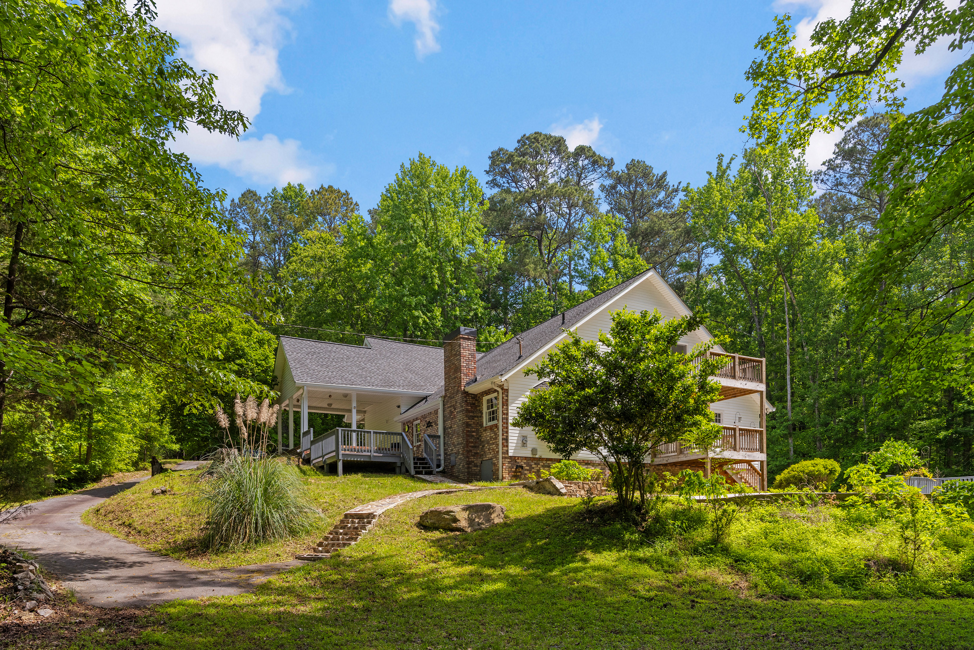  Charming Brick Farmhouse in Chattahoochee Hills - 物件實景