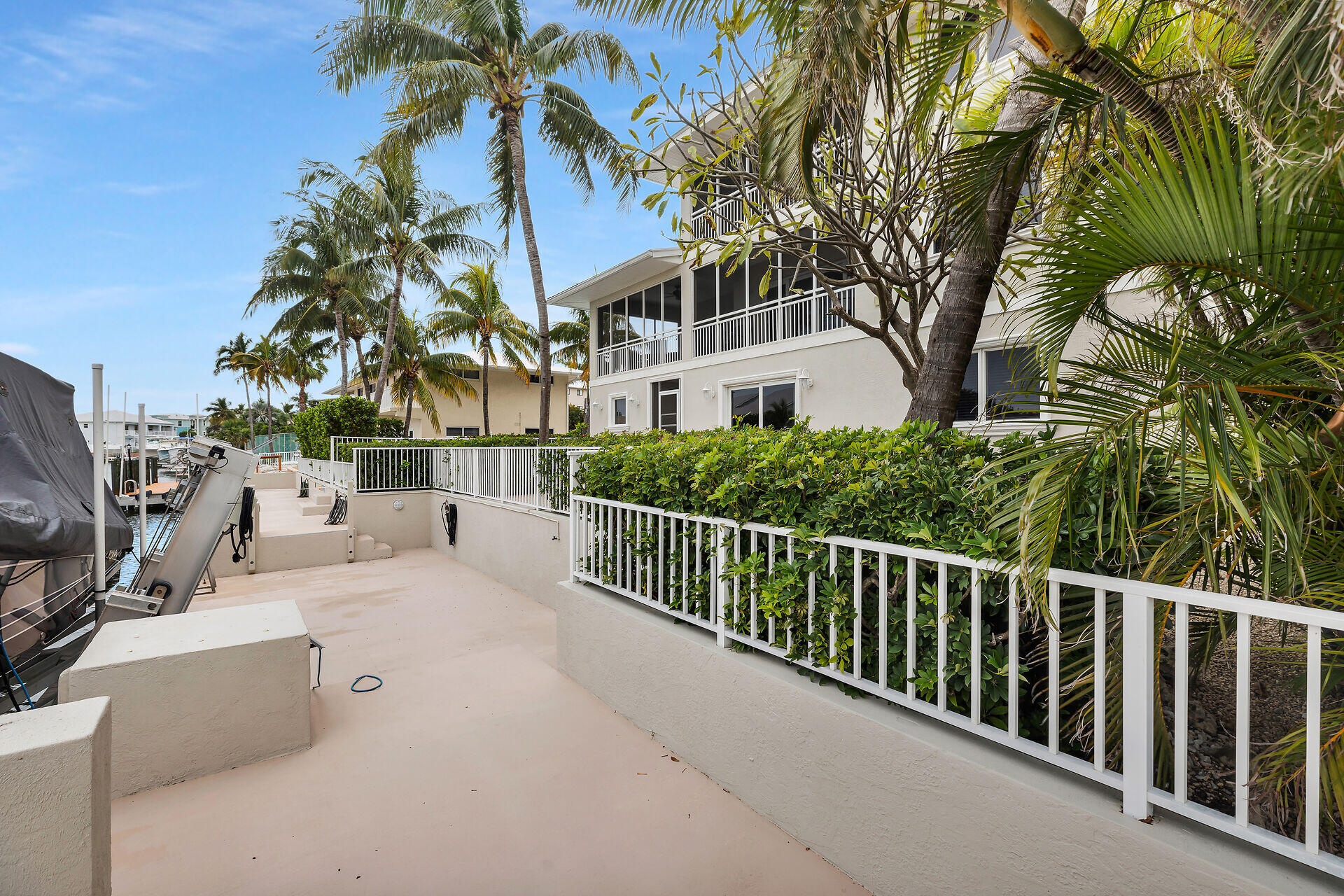 MARATHON, Florida, 33050, United States, 5 Bedrooms Bedrooms, ,3 BathroomsBathrooms,Residential,For Sale,1691478