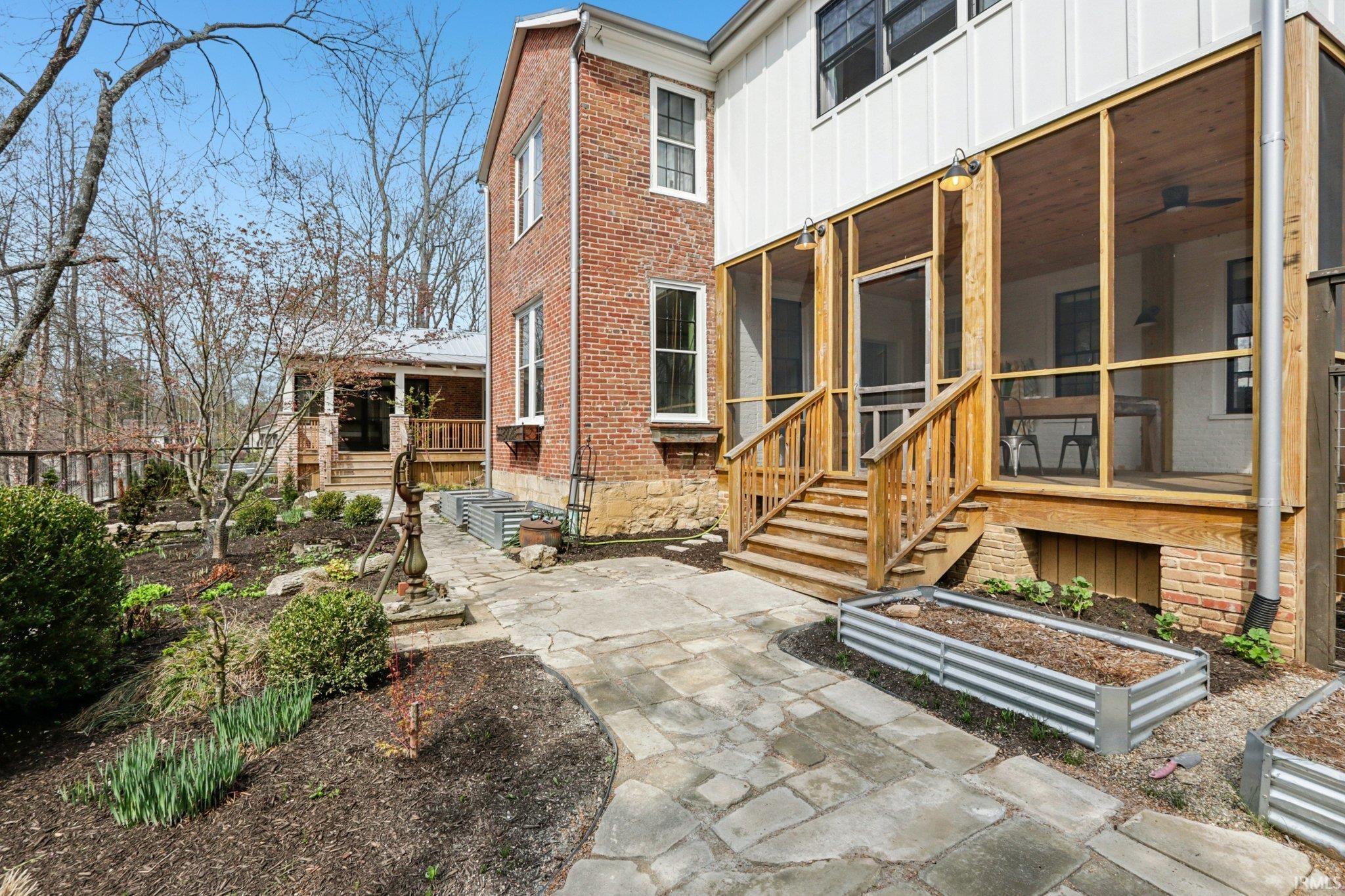 Bloomington, Indiana, 47401, United States, 4 Bedrooms Bedrooms, ,5 BathroomsBathrooms,Residential,For Sale,2032198