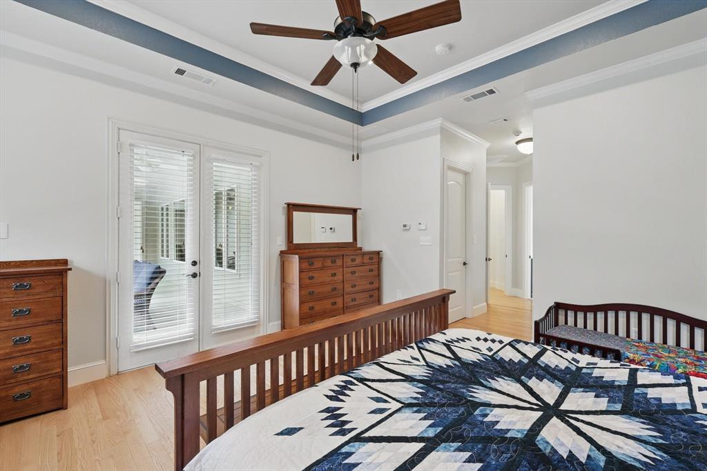 Denton, Texas, 76208, United States, 4 Bedrooms Bedrooms, ,6 BathroomsBathrooms,Residential,For Sale,1980509