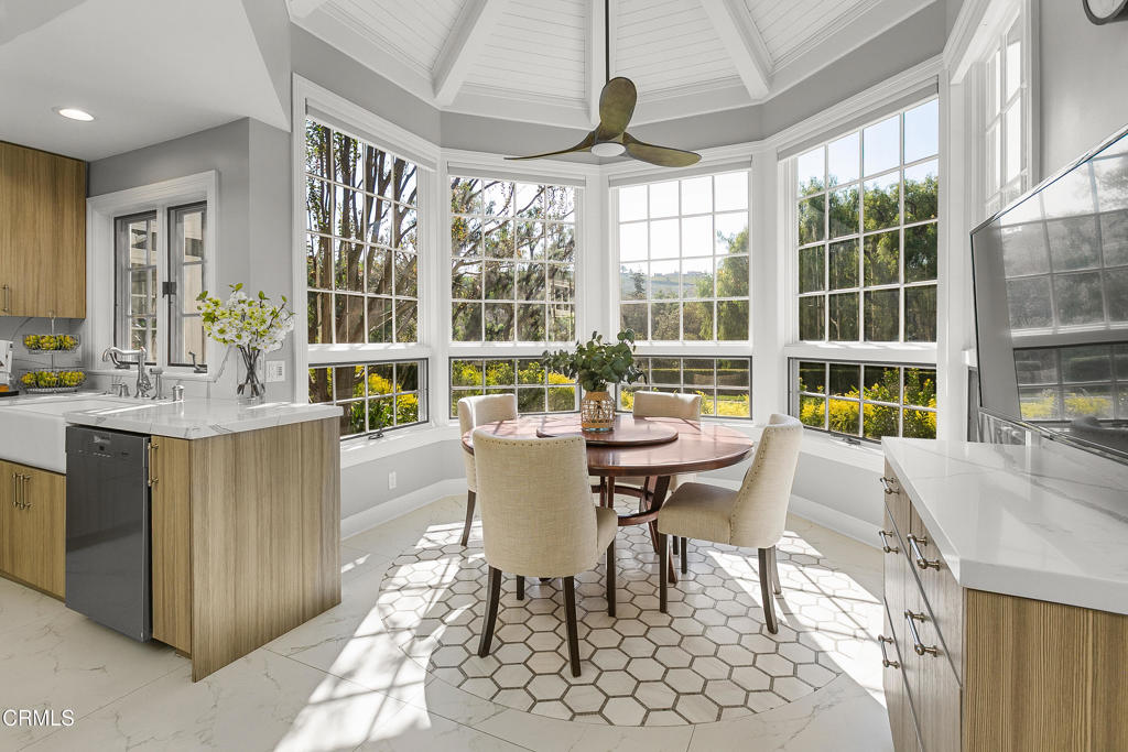 Camarillo, California, 93012, United States, 5 Bedrooms Bedrooms, ,7 BathroomsBathrooms,Residential,For Sale,1996163