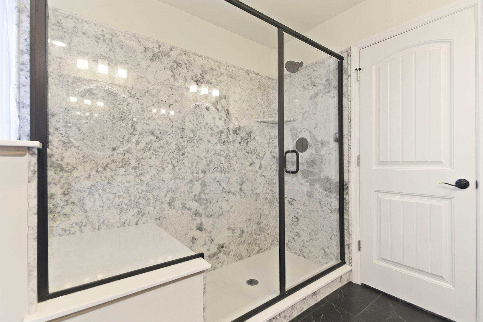 ASHLAND, Missouri, 65010, United States, 4 Bedrooms Bedrooms, ,3 BathroomsBathrooms,Residential,For Sale,1981891