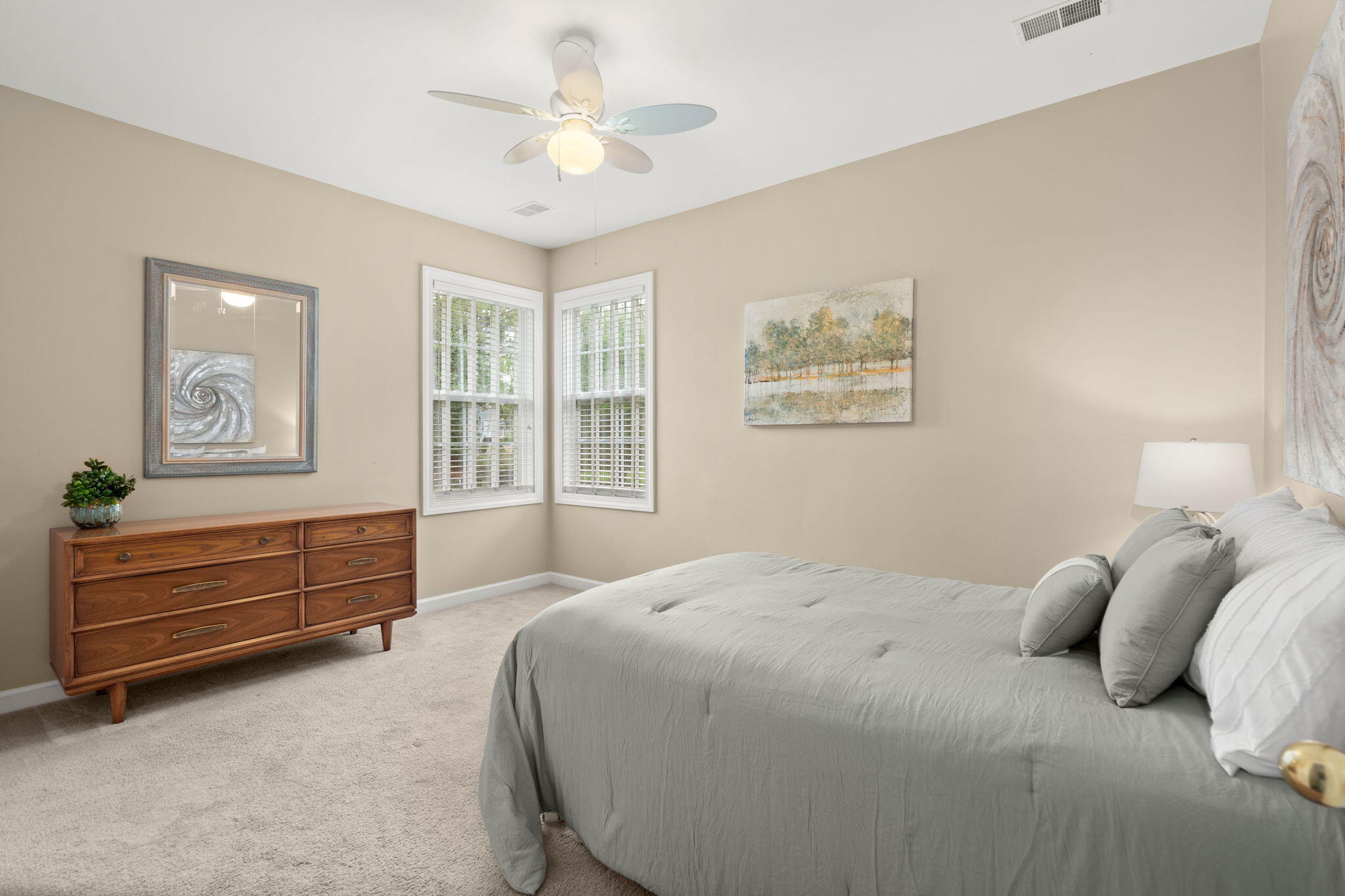 Mount Pleasant, South Carolina, 29466, United States, 4 Bedrooms Bedrooms, ,4 BathroomsBathrooms,Residential,For Sale,1827956