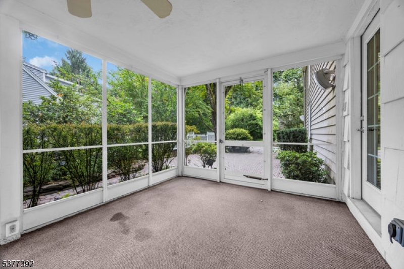 Chatham Twp., New Jersey, 07928, United States, 4 Bedrooms Bedrooms, ,3 BathroomsBathrooms,Residential,For Sale,1926166