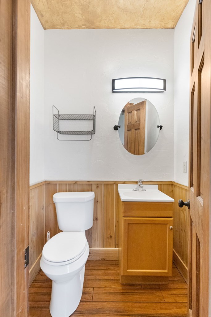 Fredericksburg, Texas, 78624, United States, 3 Bedrooms Bedrooms, ,3 BathroomsBathrooms,Residential,For Sale,1943350