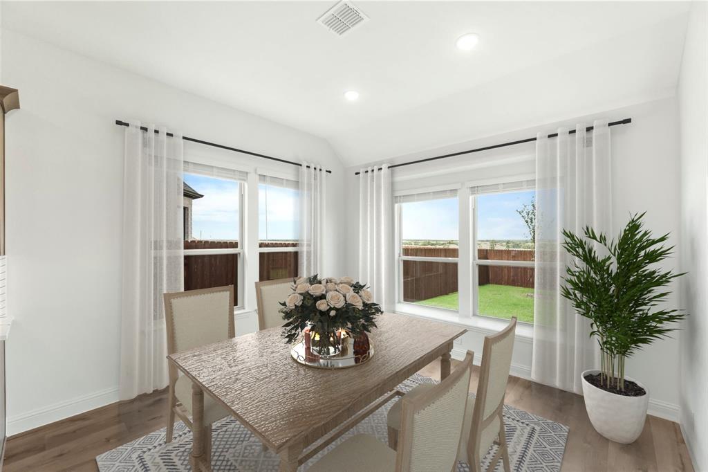 Justin, Texas, 76247, United States, 5 Bedrooms Bedrooms, ,4 BathroomsBathrooms,Residential,For Sale,1982092