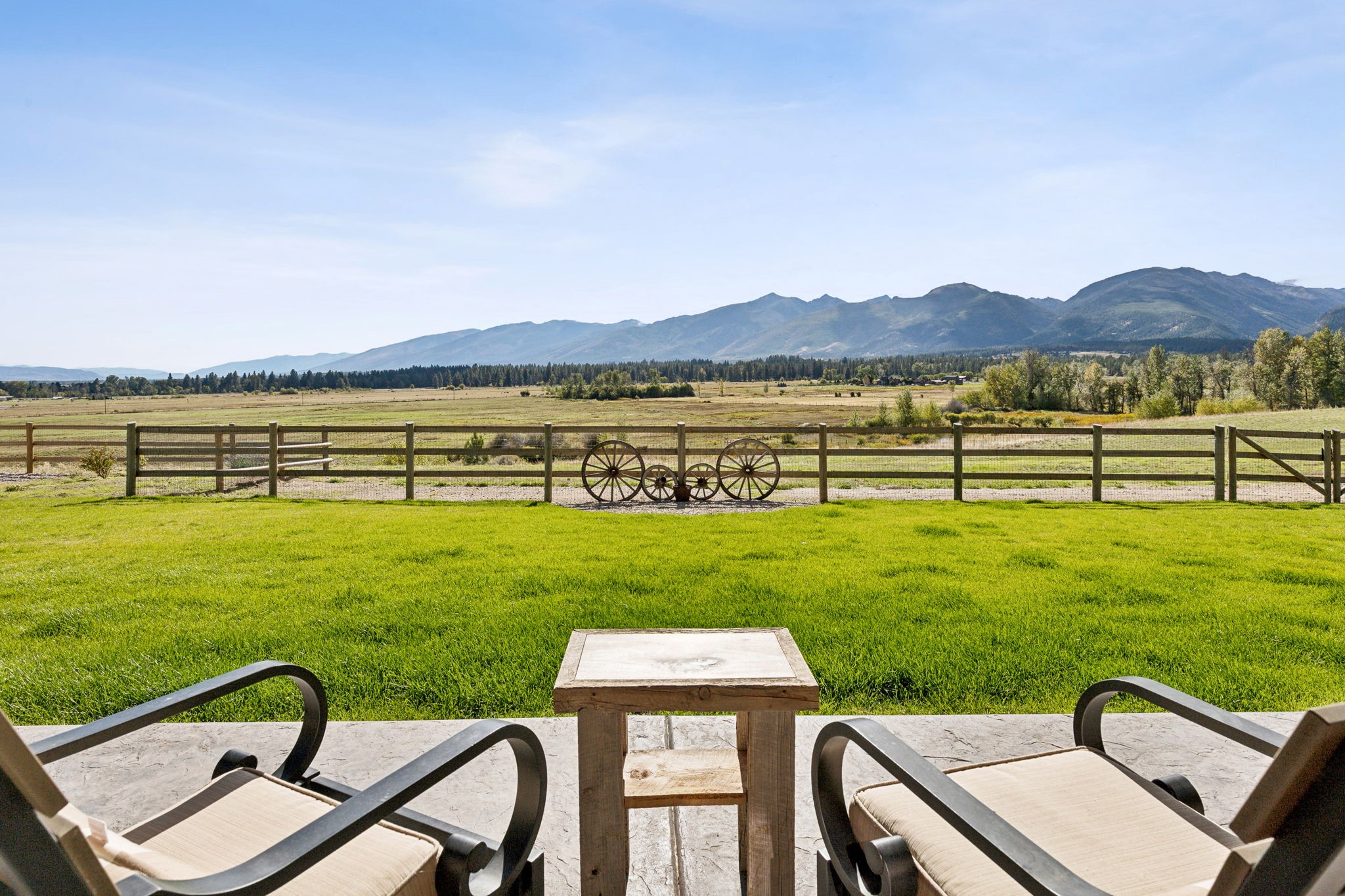  250 Crested Butte Way - 物件實景