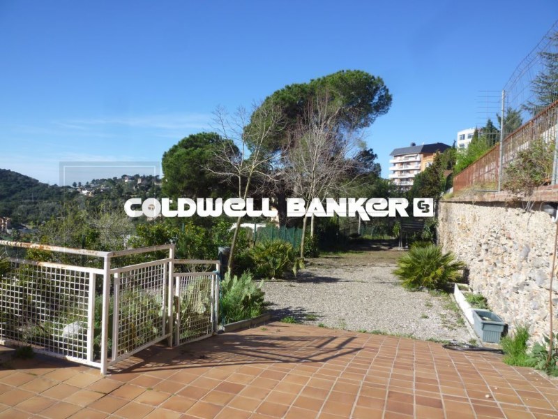 Barcelona, Catalonia, ES, 8 Bedrooms Bedrooms, ,3 BathroomsBathrooms,Residential,For Sale,1448649