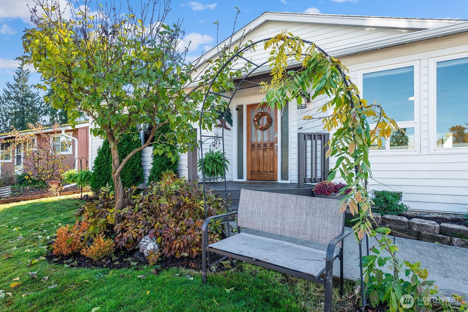 MARYSVILLE, Washington, 98271, United States, 3 Bedrooms Bedrooms, ,1 BathroomBathrooms,Residential,For Sale,1989139