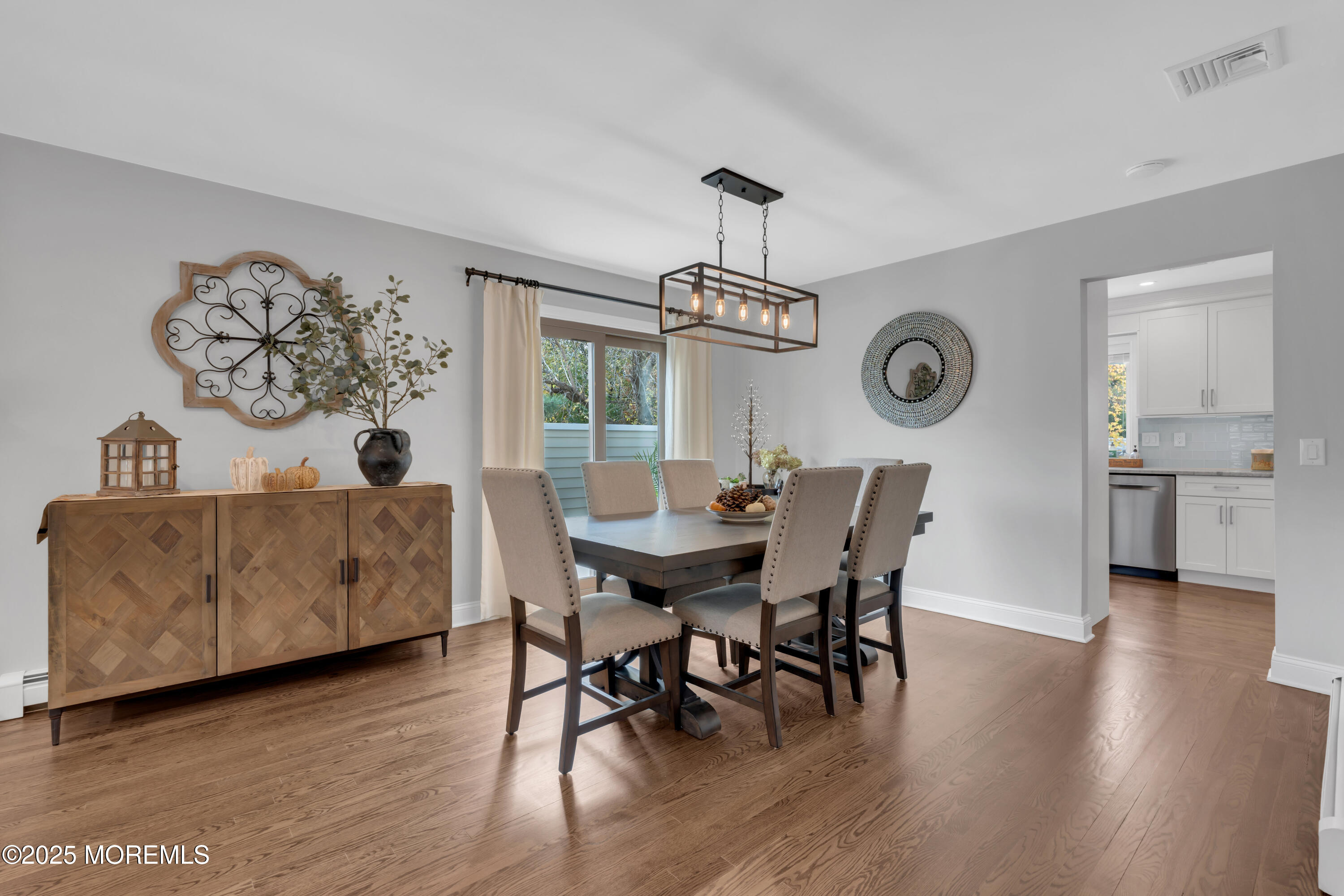 Long Branch, New Jersey, 07740, United States, 3 Bedrooms Bedrooms, ,3 BathroomsBathrooms,Residential,For Sale,1989211