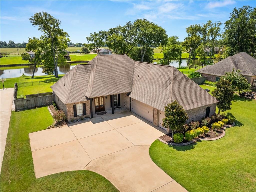Natchitoches, Louisiana, 71457, United States, 4 Bedrooms Bedrooms, ,3 BathroomsBathrooms,Residential,For Sale,1974090
