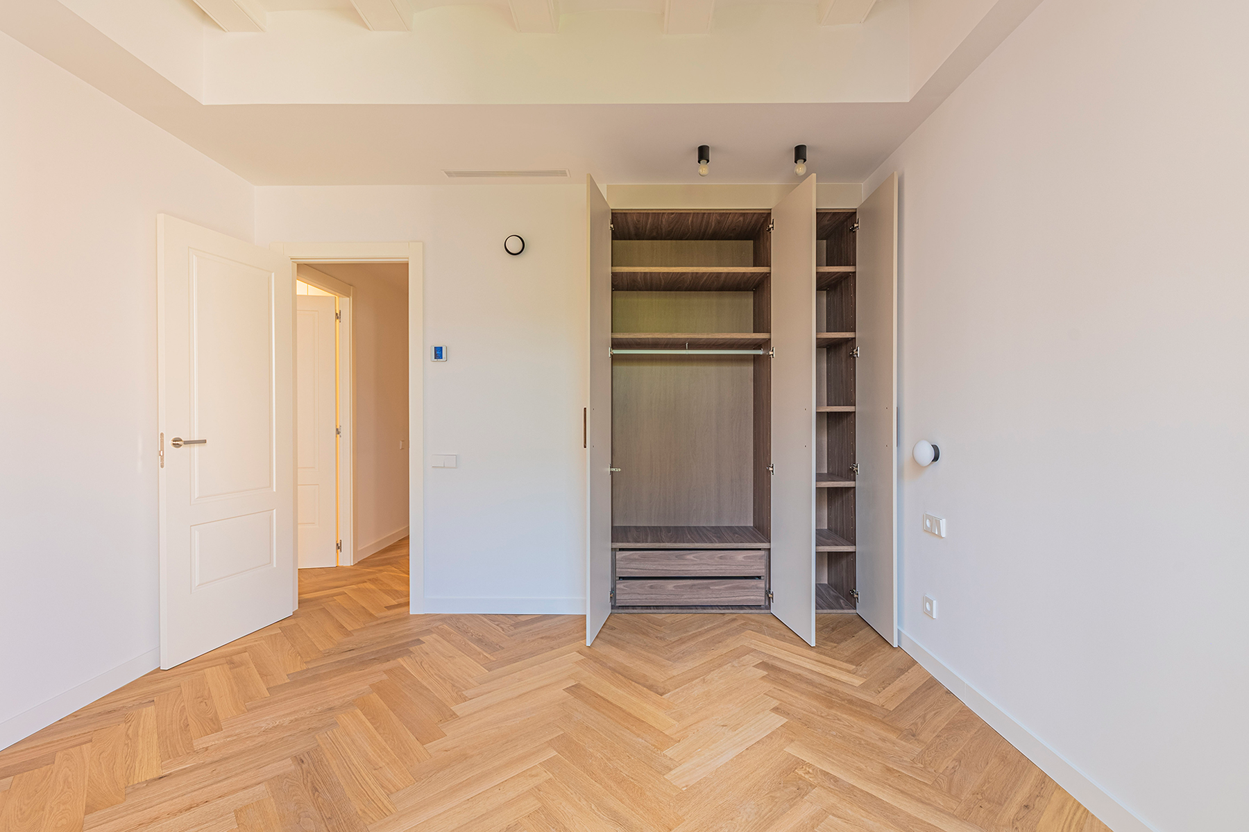  Fabulous fully renovated flat in the Gothic Quarter - 物件實景