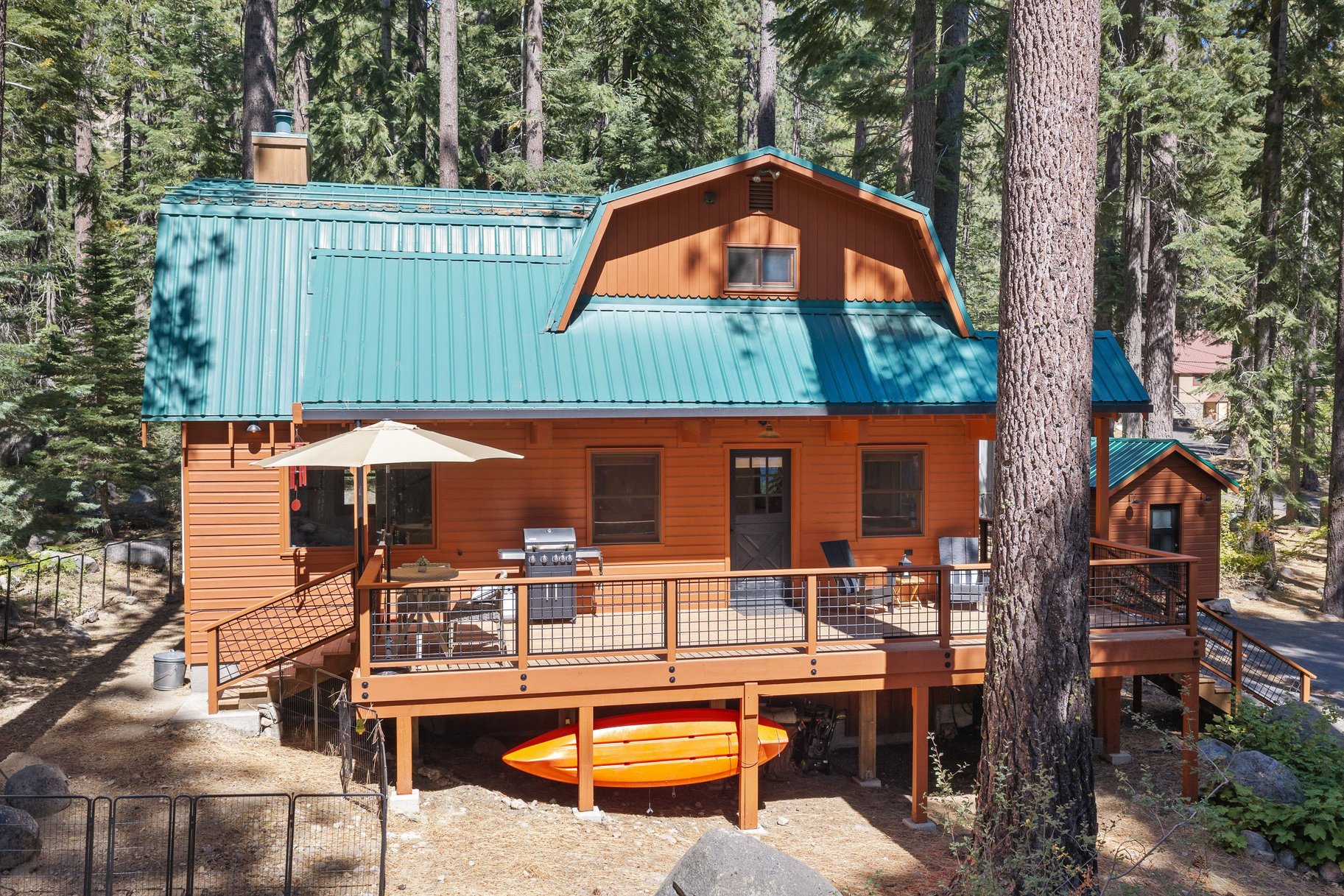  Rare Donner Tract home with private beach and pier access. - 物件實景