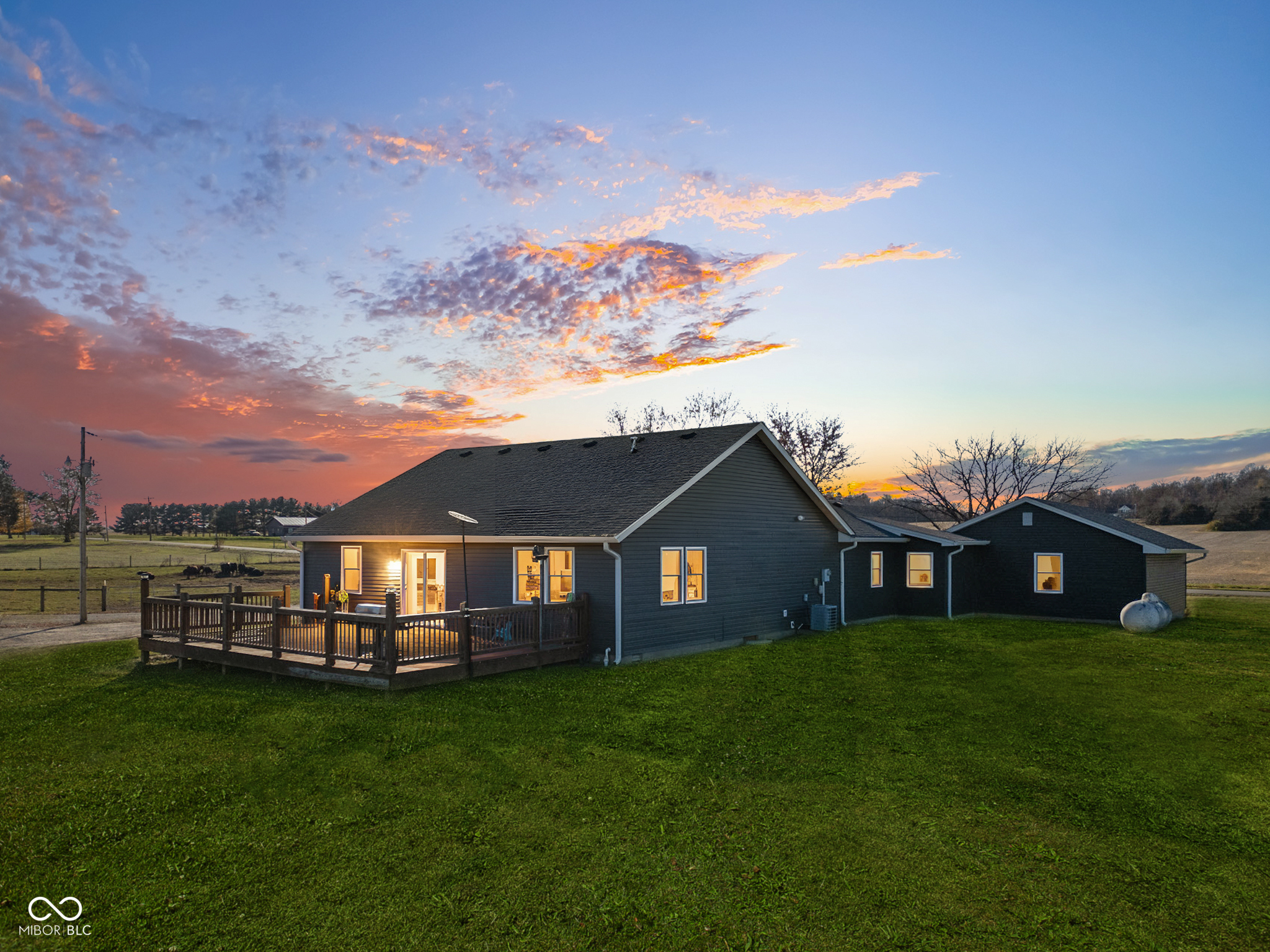 Edinburgh, Indiana, 46124, United States, 3 Bedrooms Bedrooms, ,2 BathroomsBathrooms,Residential,For Sale,1994228