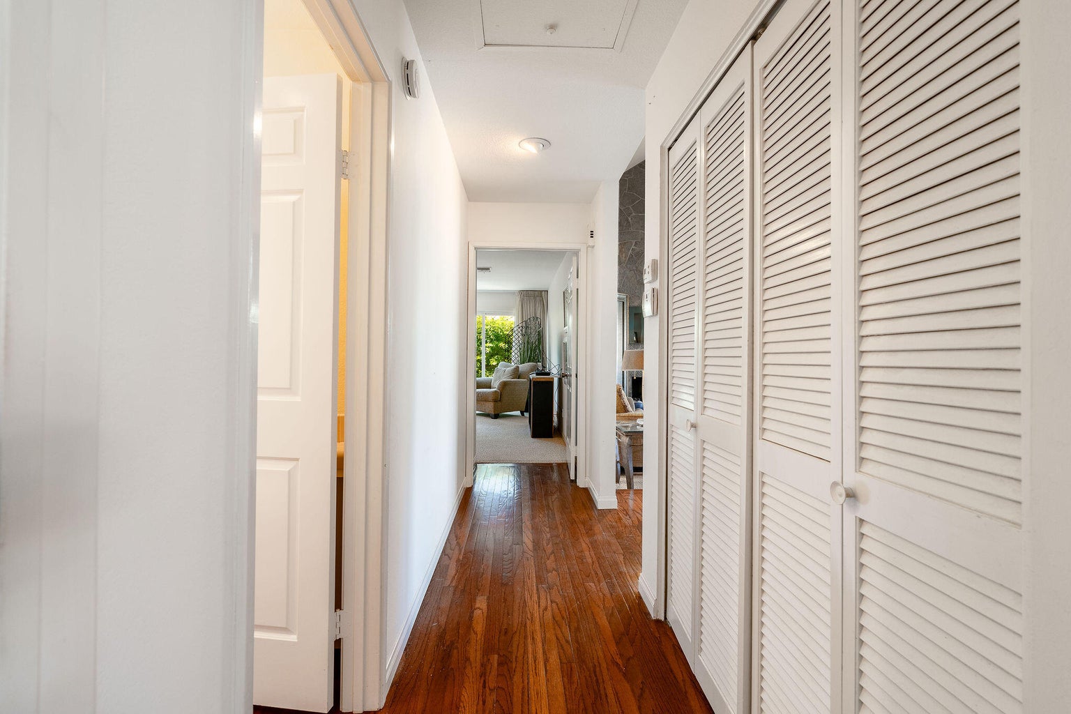 Palm Desert, California, 92260, United States, 2 Bedrooms Bedrooms, ,2 BathroomsBathrooms,Residential,For Sale,1981294