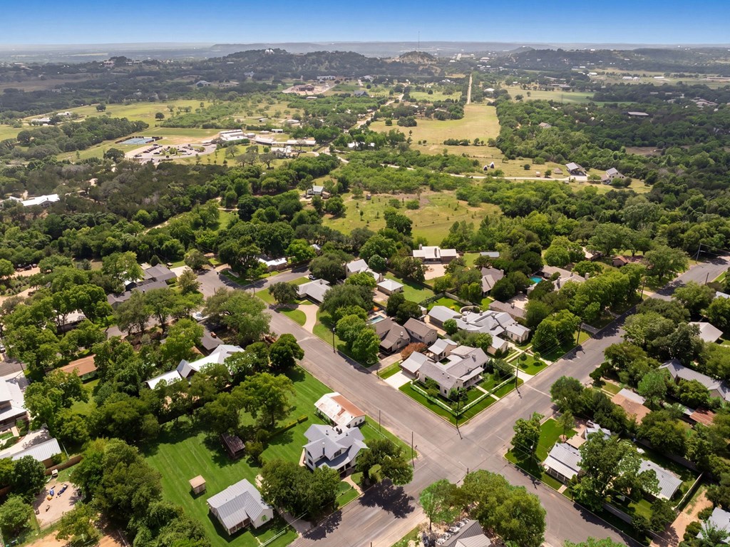 Fredericksburg, Texas, 78624, United States, 6 Bedrooms Bedrooms, ,6 BathroomsBathrooms,Residential,For Sale,2048440