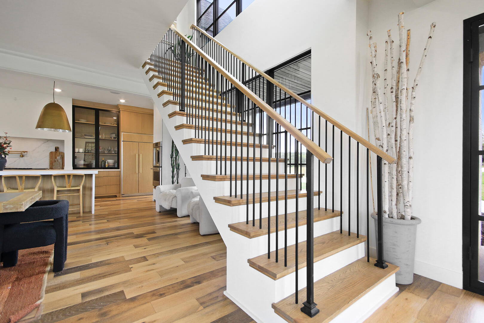 COLUMBIA, Missouri, 65202, United States, 5 Bedrooms Bedrooms, ,5 BathroomsBathrooms,Residential,For Sale,2019373