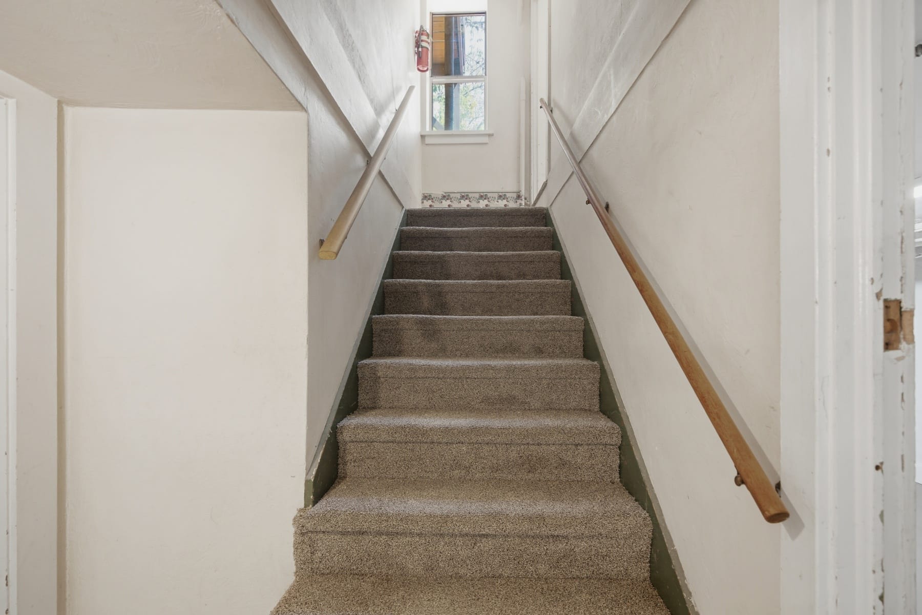  220 NW A Street Grants Pass, OR 97526 - 物件實景