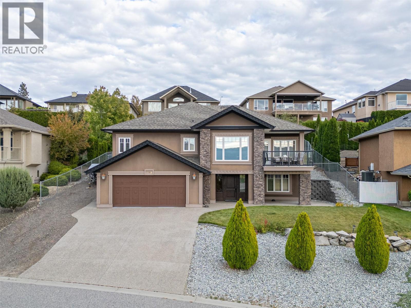 WEST KELOWNA, British Columbia, V1Y 6G1, CA, 5 Bedrooms Bedrooms, ,3 BathroomsBathrooms,Residential,For Sale,1892730