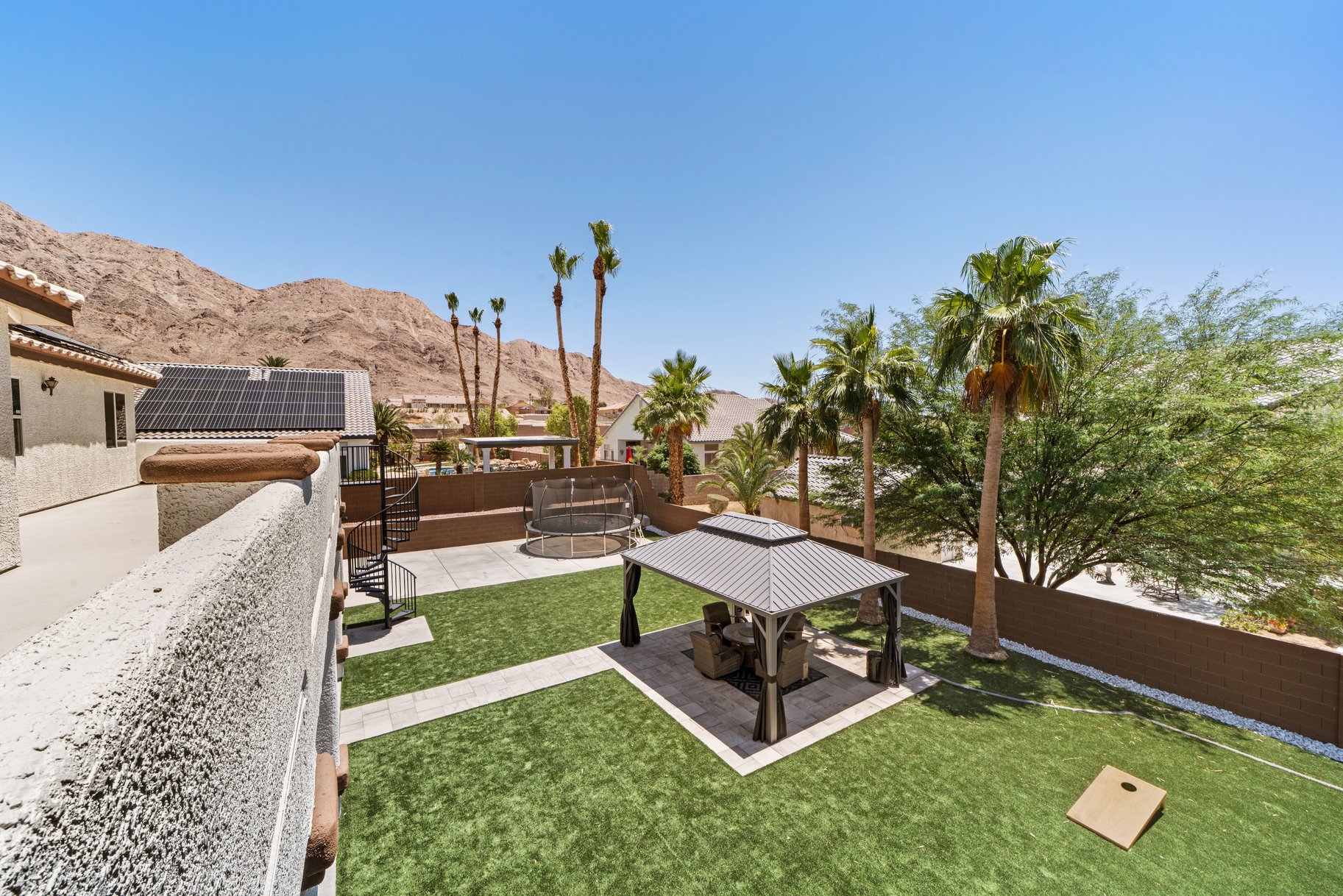  Custom Estate with Full Size Pickleball Court - 物件實景