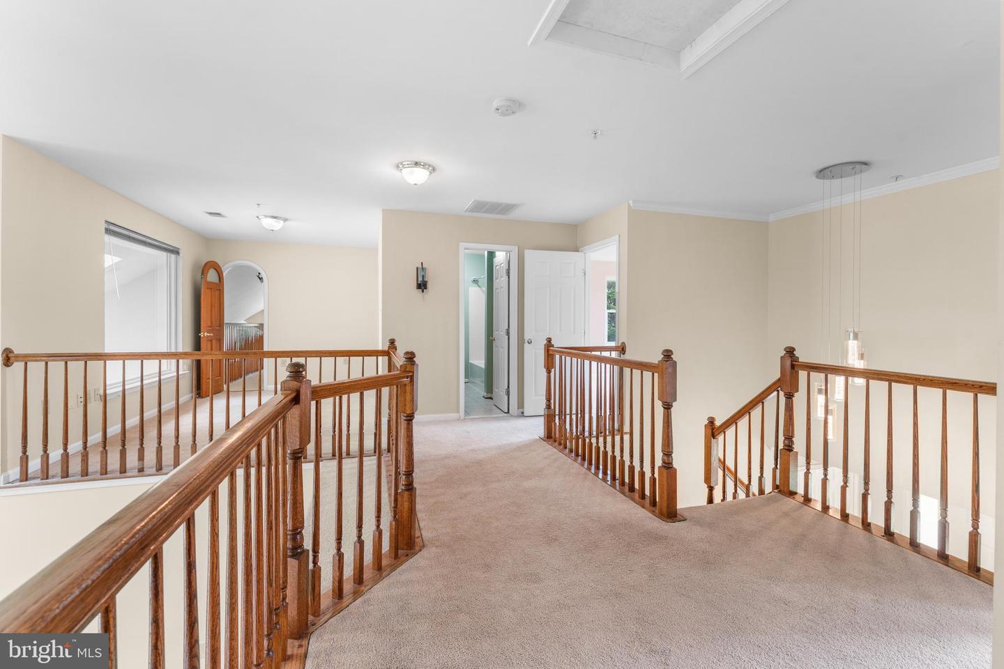 Clinton, Maryland, 20735, United States, 5 Bedrooms Bedrooms, ,5 BathroomsBathrooms,Residential,For Sale,1907711