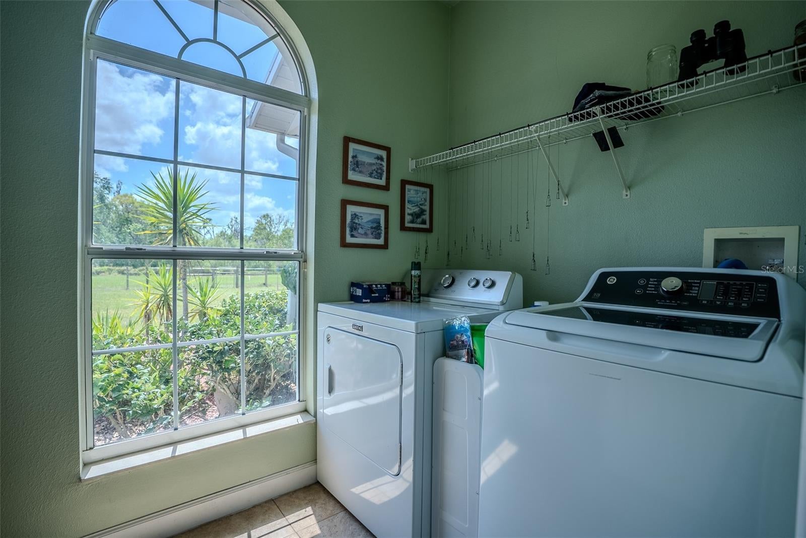 GROVELAND, Florida, 34736, United States, 4 Bedrooms Bedrooms, ,3 BathroomsBathrooms,Residential,For Sale,1759294