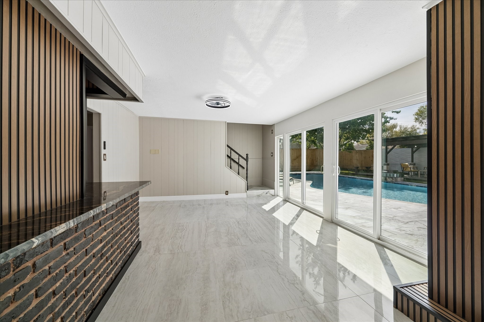  2302 Brooktree Drive - 物件實景