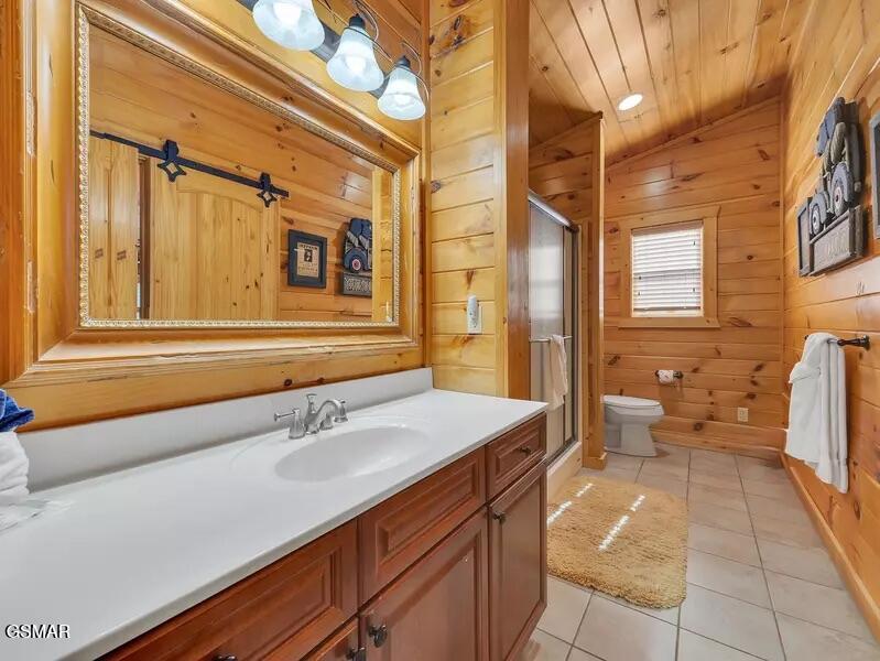 Gatlinburg, Tennessee, 37738, United States, 3 Bedrooms Bedrooms, ,3 BathroomsBathrooms,Residential,For Sale,2005434