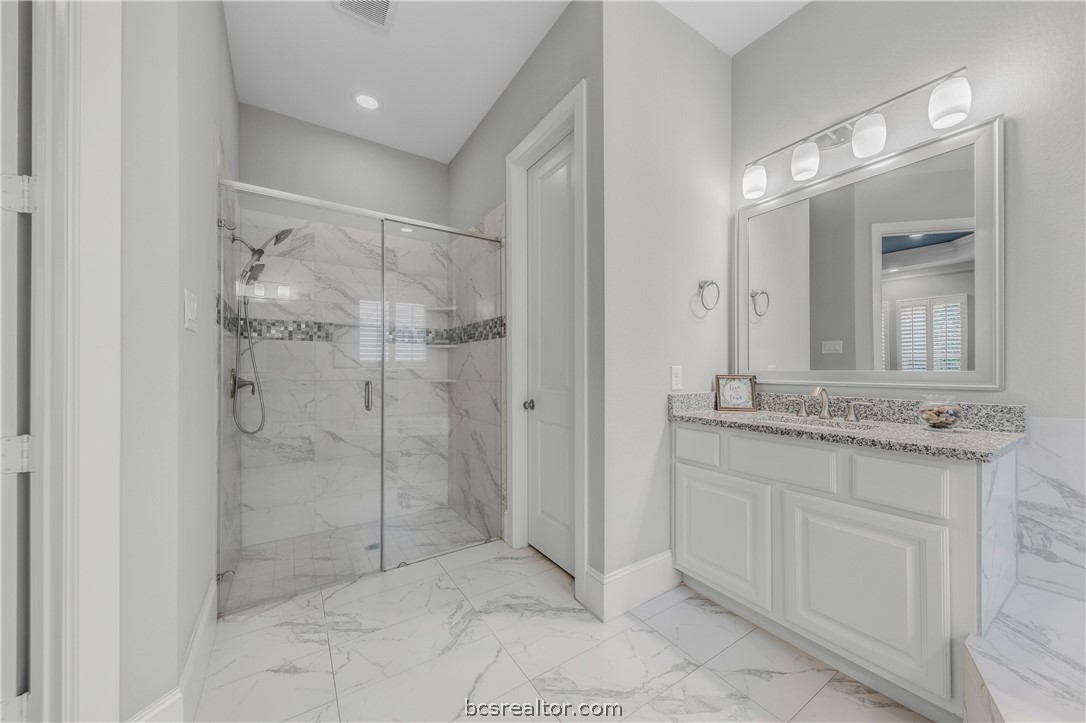 4311 Egremont Place, College Station, Texas, 77845, United States, 5 Bedrooms Bedrooms, ,5 BathroomsBathrooms,Residential,For Sale,4311 Egremont Place,1624351