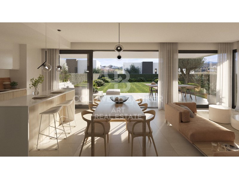 Estepona, Andalusia, ES, 3 Bedrooms Bedrooms, ,4 BathroomsBathrooms,Residential,For Sale,1806398