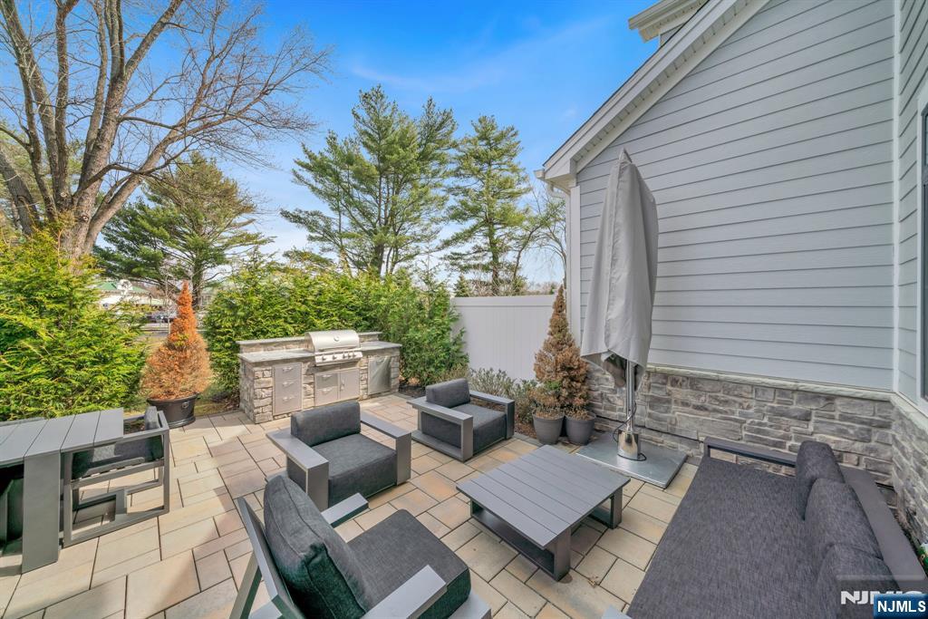 River Vale, New Jersey, 07675, United States, 3 Bedrooms Bedrooms, ,5 BathroomsBathrooms,Residential,For Sale,1906590