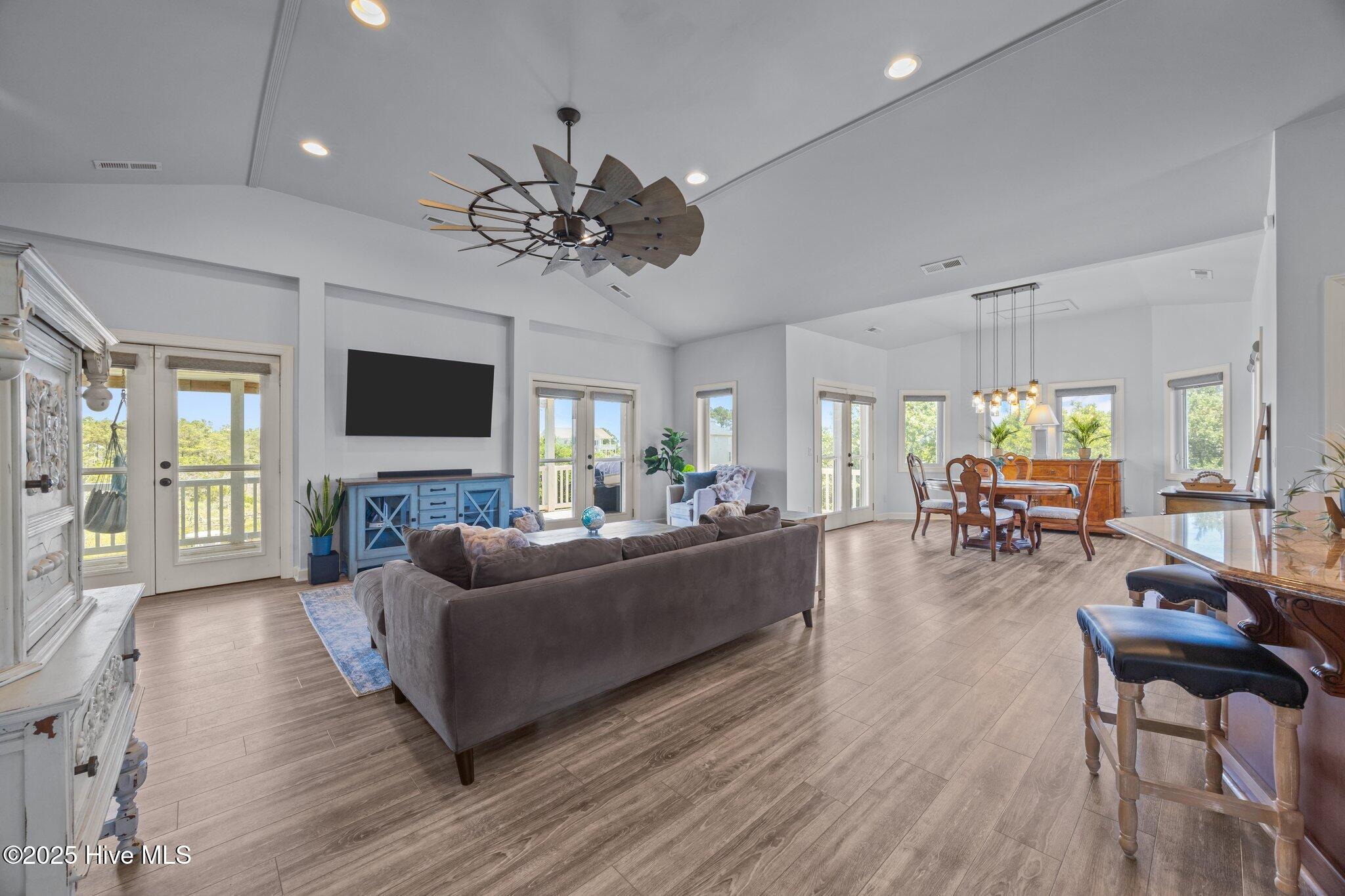 Sneads Ferry, North Carolina, 28460, United States, 4 Bedrooms Bedrooms, ,4 BathroomsBathrooms,Residential,For Sale,1883295