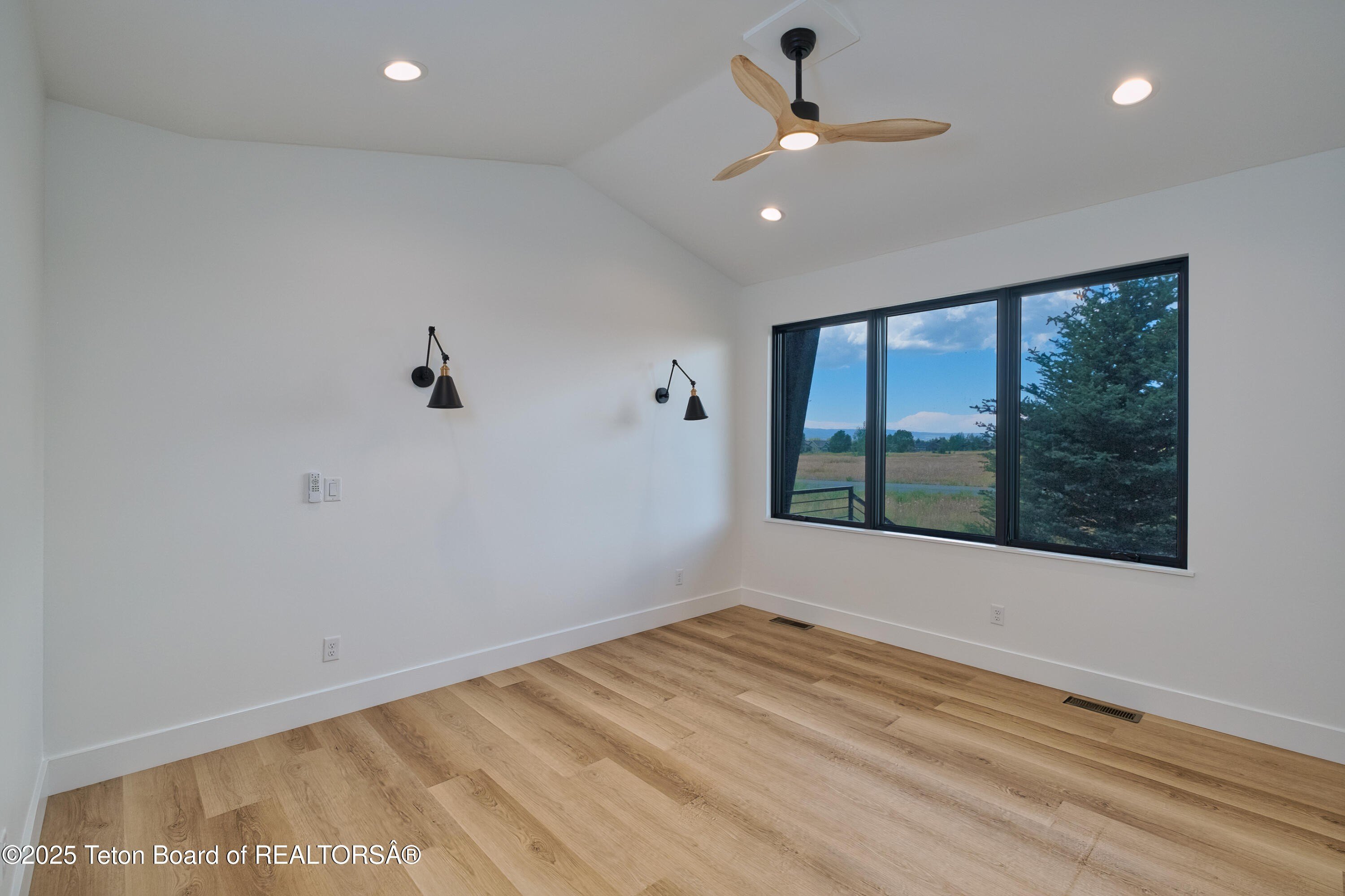 Victor, Idaho, 83455, United States, 4 Bedrooms Bedrooms, ,4 BathroomsBathrooms,Residential,For Sale,1979120