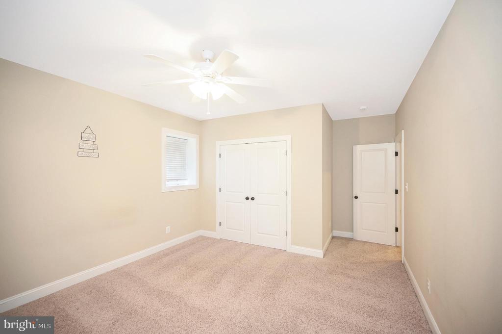 Stafford, Virginia, 22556, United States, 6 Bedrooms Bedrooms, ,5 BathroomsBathrooms,Residential,For Sale,1900693