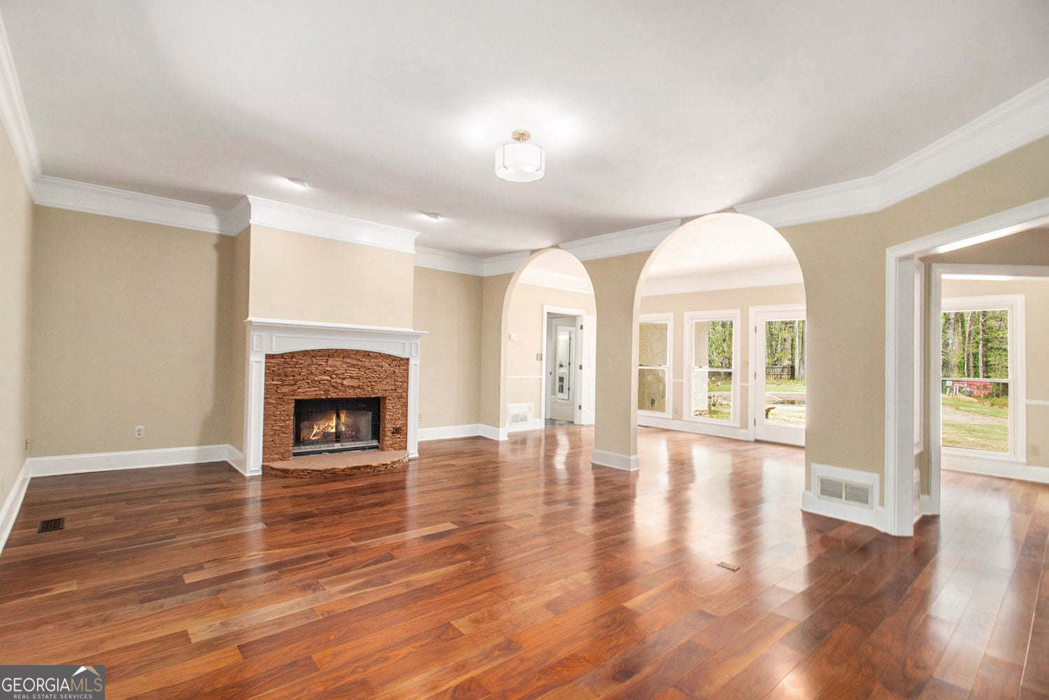 Tyrone, Georgia, 30290, United States, 4 Bedrooms Bedrooms, ,6 BathroomsBathrooms,Residential,For Sale,1953235