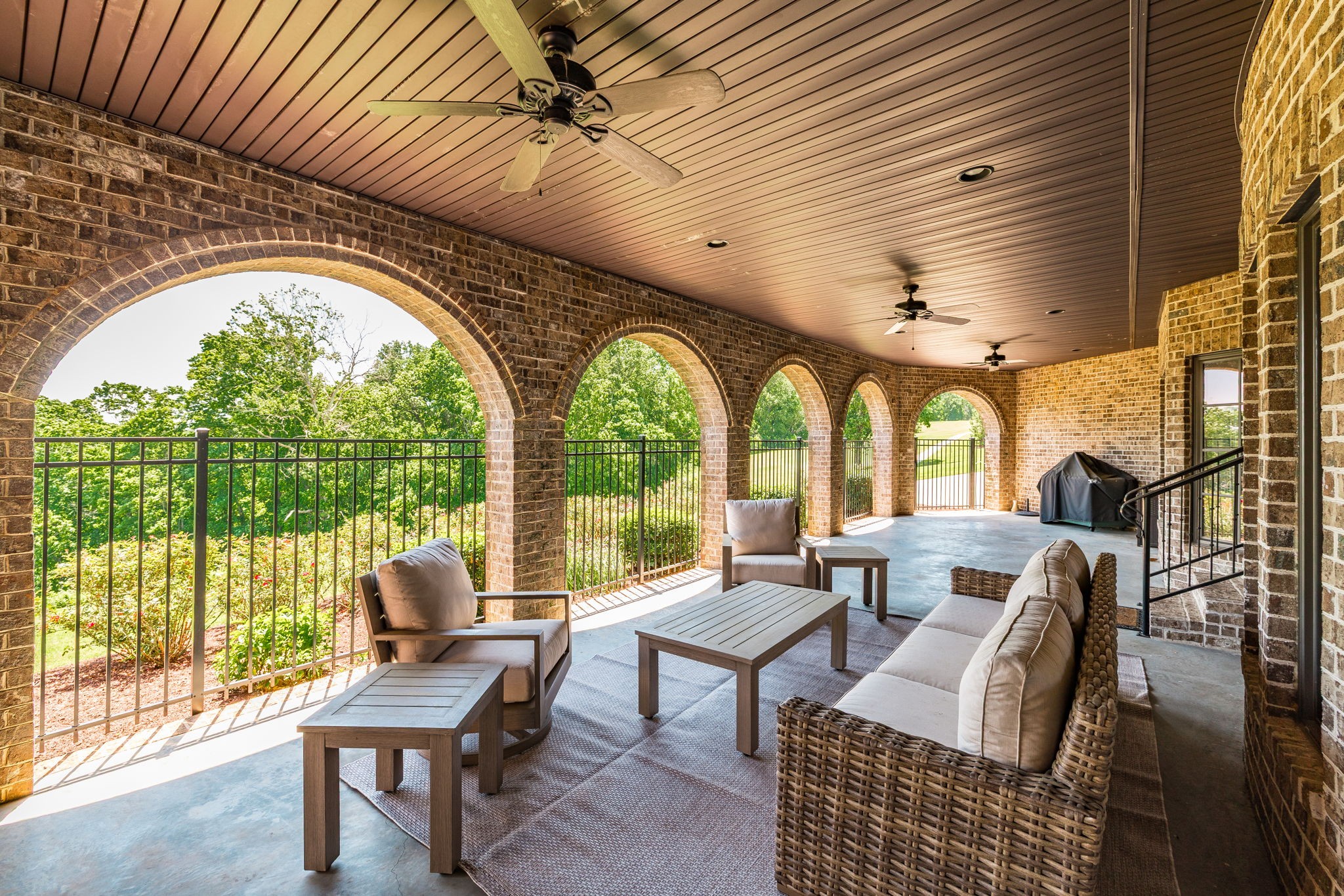 Greenbrier, Tennessee, 37073, United States, 5 Bedrooms Bedrooms, ,6 BathroomsBathrooms,Residential,For Sale,1827902