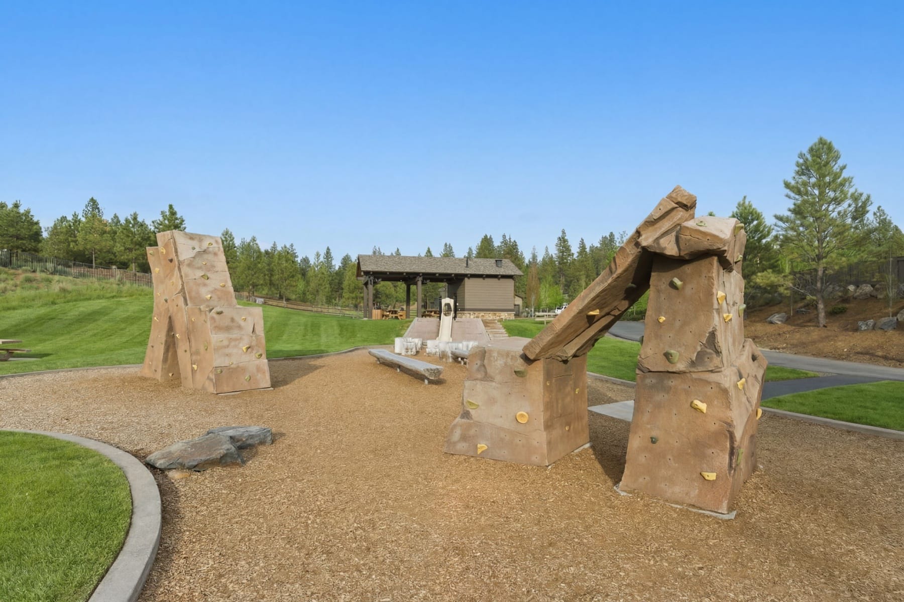  17671 Broken Top Lane Sunriver, OR 97707 - 物件實景