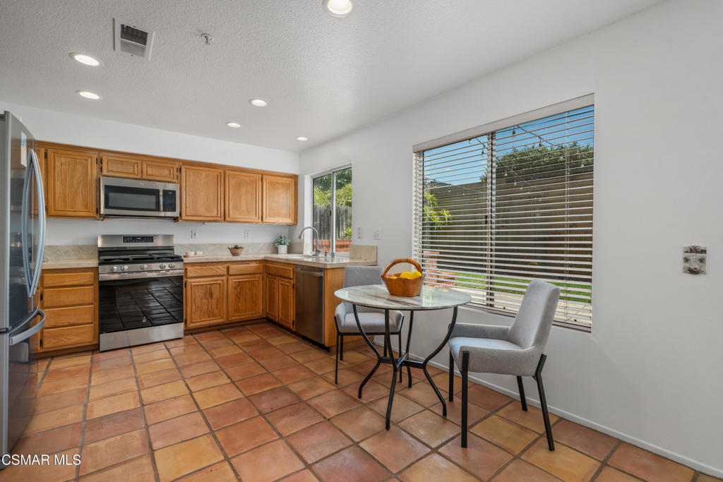 Ventura, California, 93004, United States, 4 Bedrooms Bedrooms, ,3 BathroomsBathrooms,Residential,For Sale,1911209